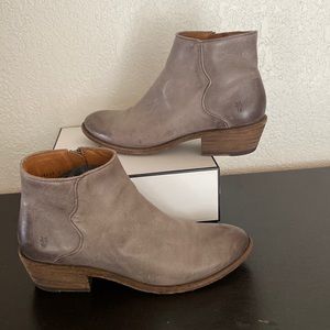 Frye butter soft grey booties!  Side zip.